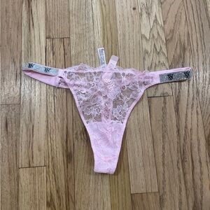 Victorias Secret very sexy shine lace thong NWT